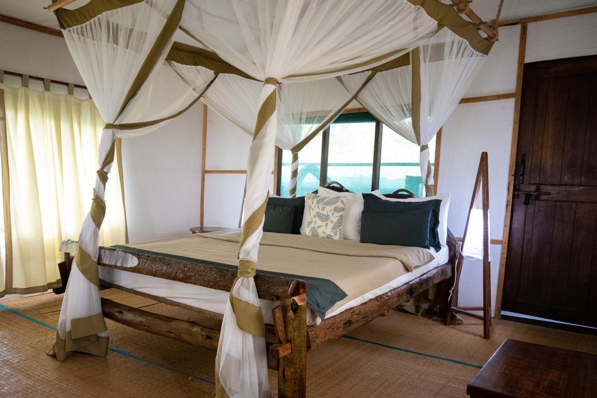 Simply Saadani Camp, A Tent With A View Safaris Mkwaja Exterior photo